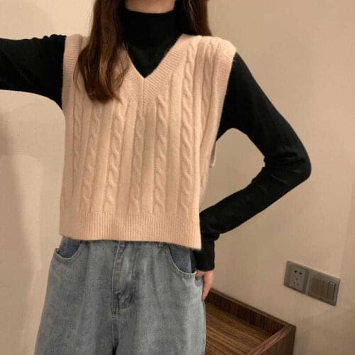 Sleeveless v-neck vest knitted sweater autumn new womens 2021 Korean version of the spring short outer jacket casual