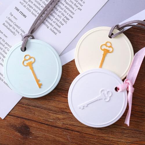 Aromatherapy Wax Mold Car Pendant DIY Gypsum Plaster Silicone Molds Key Design Mold For Plaster