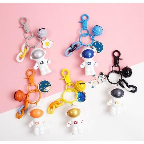 1Pcs Cute Astronaut Key Chain Resin Keychain For Women Gift Creative Planet Food Bag Pendant Accessories Keyring Car Key Holder