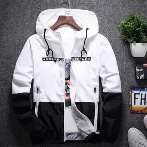 Mens Spring And Autumn New Hooded Jacket Casual Slim Patchwork Windbreaker Jacket Male Outwear Zipper Thin Coat Brand Clothing