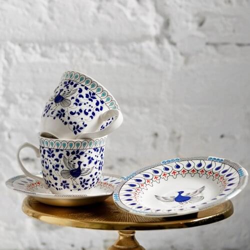 Porcelain Coffee Cup Luxury Set Of 4 Selçuklu Motive Pattern Coffee Turkish Tea Cups with Saucers Plate Espresso Decorative Set