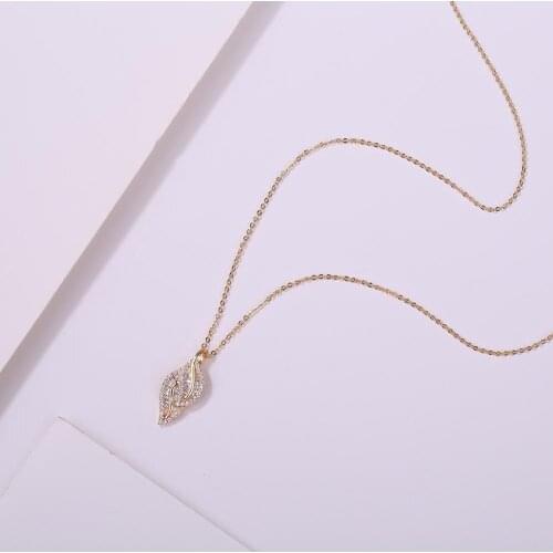 Sweet 2020 New Style Womens Fashion Necklace Leaf Design Pendant Zircon Elegant Necklace Jewelry Accessory Praty Anniversary