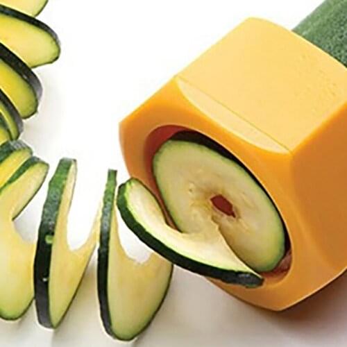 Kitchen Vegetable Cucumber Fruit Twister Cutter Slicer Peeler Tools YH-460273