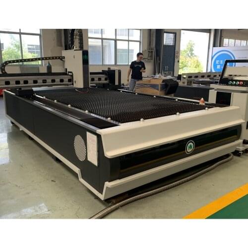 High quality double exchange table 3015 fiber laser cutting machine metal fiber laser cutting with good performance