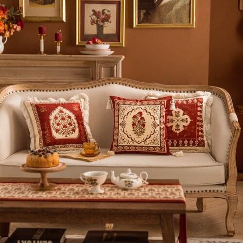 Polka Waltz Luxury Cushion Cover Red Coxcomb Square Velvet Pillow Cases With Heavy Tassel Home Decororation 17 Inch Floral