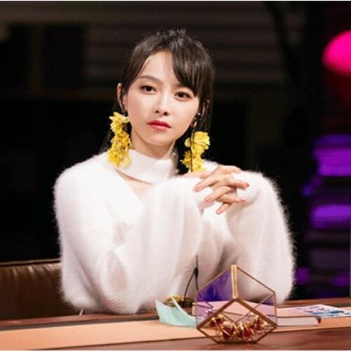 Stars same white sweater womens pullover long hair mink cashmere INS super fire halter knitted coat top winter JNS010