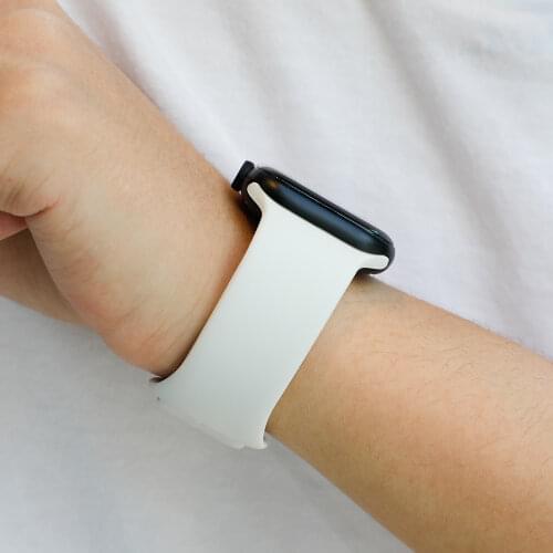 Silicone Strap Watch band 44mm 40mm 38mm 42mm Rubber watchband smartwatch bracelet iWatch serie 3 4 5 6 se band 44mm Accessories