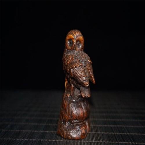 Chinese pure hand carving (boxwood carving) Owl