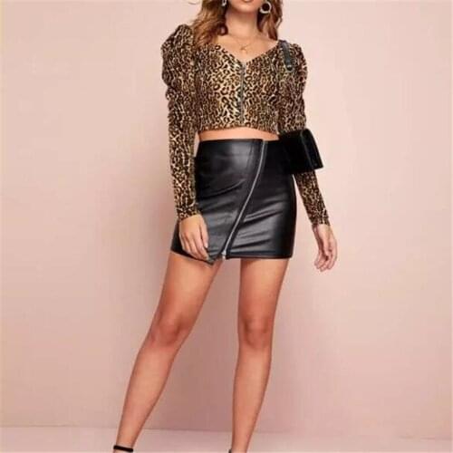 Made in China Womens front zipper leather skirt