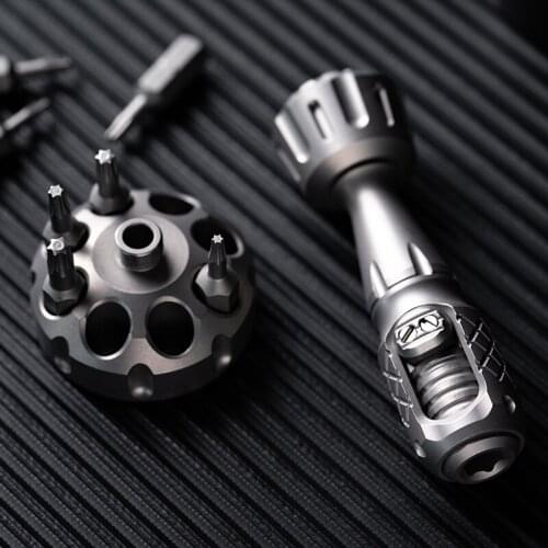 Cuv Puzzles & Puzzles