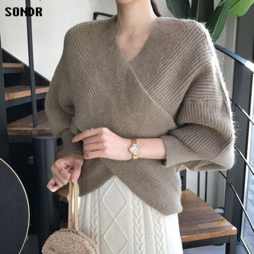 Korea WomenS Sweater Pullover Sweater 2020 Autumn Winter V-Neck Lazy Wind Loose Slim Thick Bat Sleeve External Wear Sweater