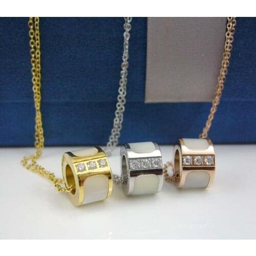 Hot Sale White Shell With Rhinestone CZ Round Silver Color / Gold Color / Rose Gold Color Stainless Steel Necklace