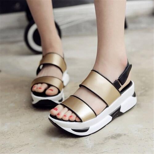 The new leather ms girls sandals wedges fashion leather sandals leather comfort women sandals # 39 can bulk order