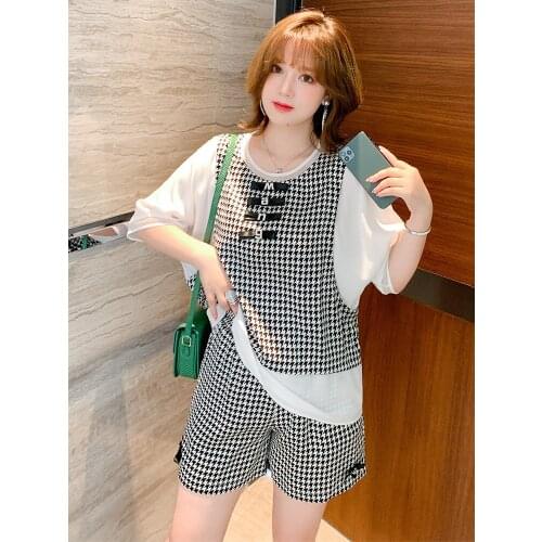 High quality Splicing sleeve body holiday two coat + new elastic waist shorts in summer