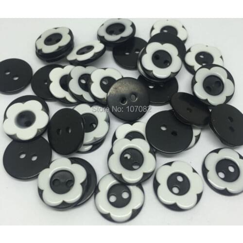 300pcs 13mm Round Flower Buttons Two Tone Flowers Resin Button Sewing Embellishments Cardmaking