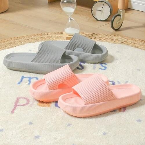 2021 Men Thick Platform Slippers Summer Beach Eva Soft Sole Slide Sandals Leisure Women Ladies Indoor Bathroom Anti-slip Shoes