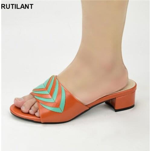 Spring Women Pumps Mid Square Heel Square Toe Simple Party Prom Summer Sandals Woman Luxury 2020 Rhinestone Wedding Party Shoes