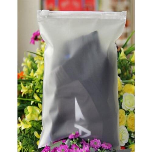 8 sizes large small 30pcs print logo MOQ 500pcs wholesale frosted seal plastic t shirt packaging plastic bags with zipper