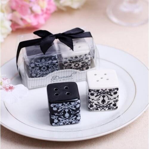 Wedding favor gift and giveaways for guest-- Damask Ceramic Salt and Pepper Shakers bridal shower party souvenir LX4533