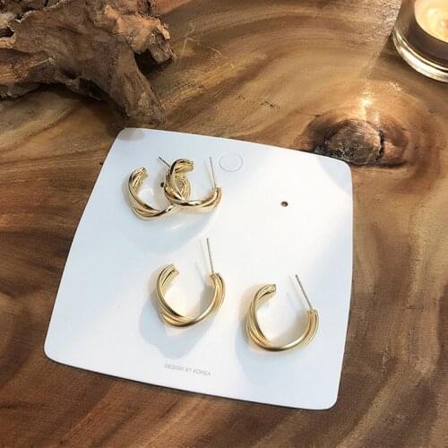 FIGHTING FLY Women's Gold Earrings