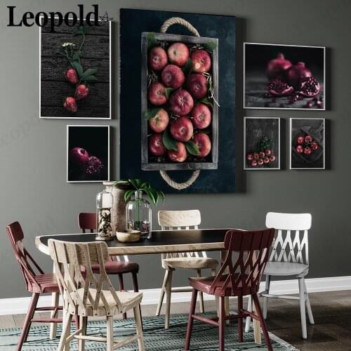 Red Fruit Series Canvas Poster Tomato Pomegranate Apple Picture Print Realistic Art Kitchen Restaurant Decoration Painting