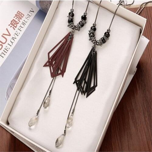 New Woman Long Necklace Geometrc Triangle Pendant Simple Designer Long Crystal Tassel Necklace Elegant Fashion Jewelry