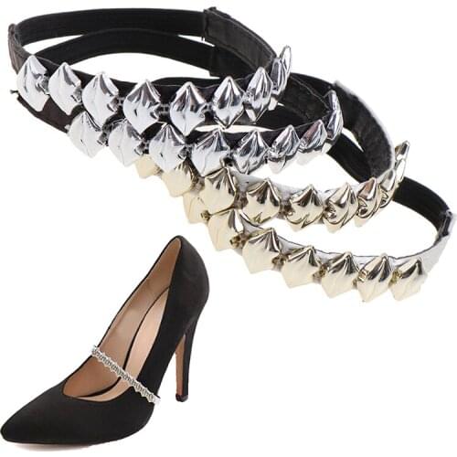 1Pair Shoes Decorations Fashion Sexy metallic Lips Charm Shoes Band For Women