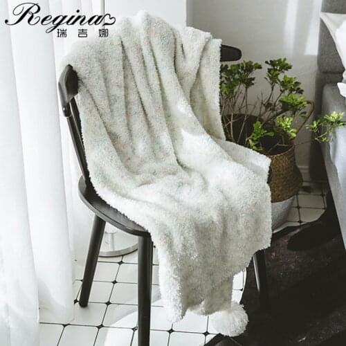 REGINA Brand Warm Soft Flannel Throw Blanket Tassels Design Mulitcolor Point Wearable Women Shawl Top Quality Sofa Bed Blanket