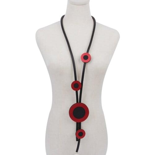 YD&YDBZ New Style Red Circle Pendant Necklaces Women Gothic Rubber Rope Statement Necklace Classic Dress Sweater Chain Jewelry