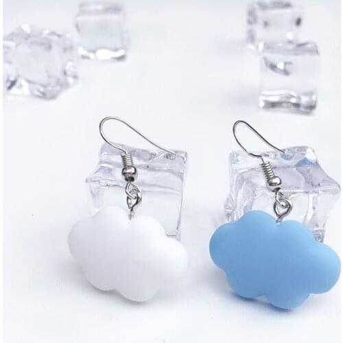 1Pair Korea Fashion Simple Sweet Cloud Drop Earrings Design Cute Sky Cloud Acrylic Dangle Earrings Jewelry Gift for Woman