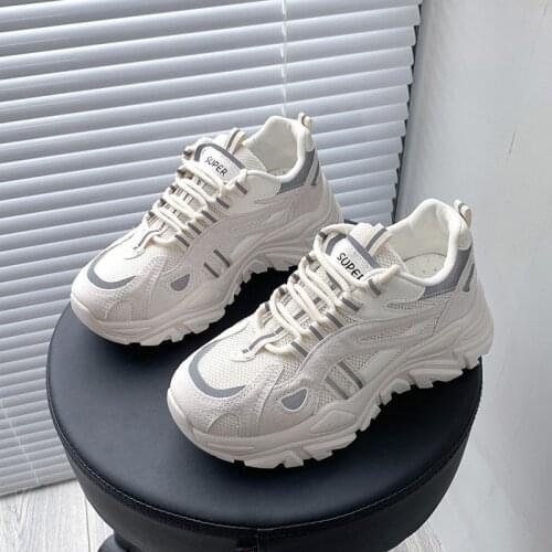 2020 Fashion Lace-up Comfortable Breathable Sneakers Non-slip Wear-resistant Casual Women Shoes Winter Ladies Vulcanized Shoes