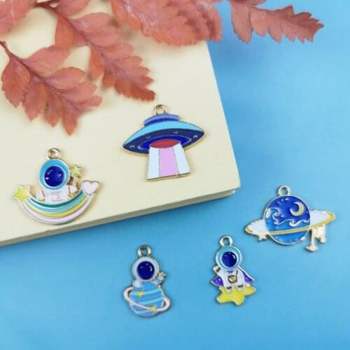 JeQue 10pcs Flying Astronaut Rocket Planet Enamel Charm For Jewelry Making Fashion Earring DIY Pendant Bracelet Necklace Finding
