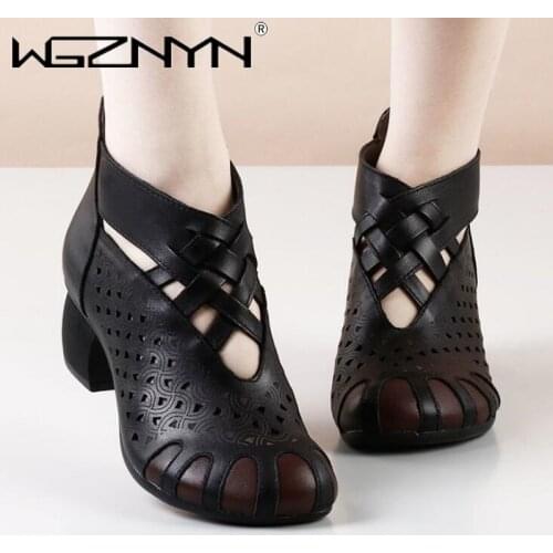 Retro Shoes Women Roman Sandals for Middle-aged and Old Mothers Leather Thick Middle Heel Breathable Hollow Cool Boot Women Shoe
