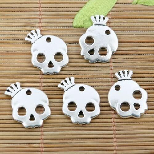 10pcs tibetan silver color skull head crown charms EF2276