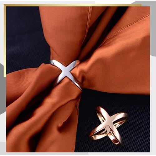 New Multi-purpose Cross Three-ring Scarf Buckle Clip X Shape Metal Brooches Bow Scarves Buckle Holder Shawls Jewelry Accessories