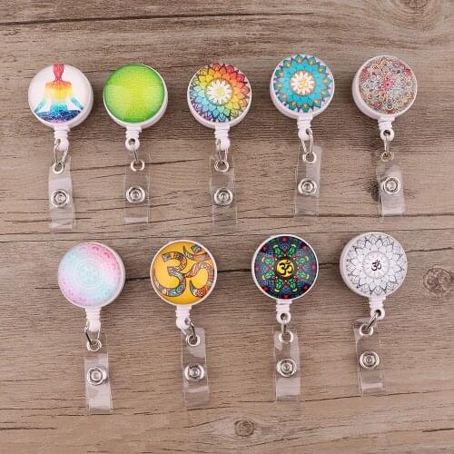 ER876 1pcs New Yoga Mandala Flower Retractable Badge Reel Clip For Friends Students Exquisite IC Card Badge Holder Fashion Gifts