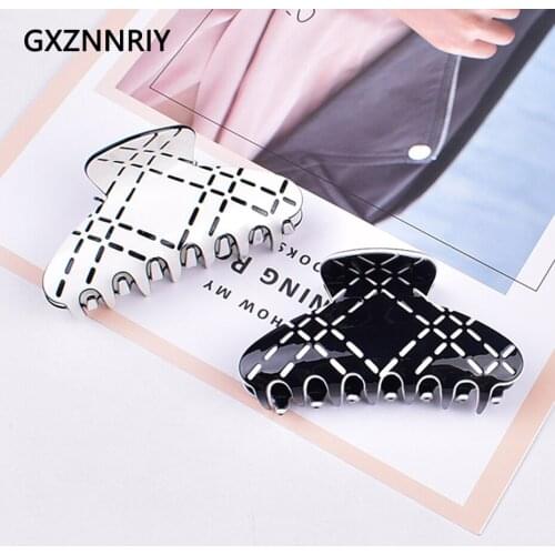 Hair Clips for Women Accessories 8.5cm Arcylic Hair Claw Clip Black Hairclip New Fashion Ladies Headpiece Crab Headwear Gifts