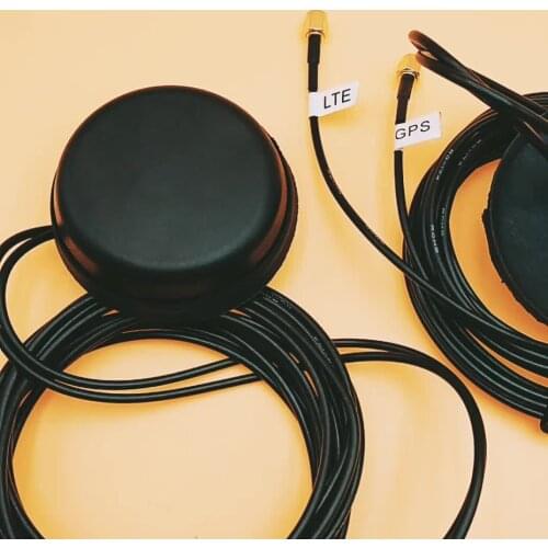 GPS+4G Puck Combo Antenna With Rubber Pad Base,2*1m Cables To SMA Male Connectors