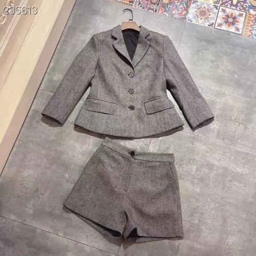 HIGH STREET 2021 New Designer Runway Woolen Suit Set Womens Long Sleeves Single Breasted Jacket + Mini Shorts Gray Set
