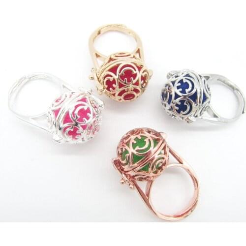 2018 New Collection Hollowed Smile Face DIY Openable Locket Cage Felt Ball Fashion Essential Oil Diffuser Ring for Girls