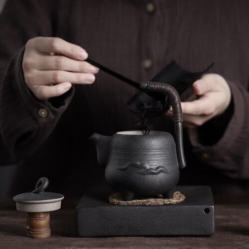 New Black Pottery Portable Pot Not Hot Japanese Style Handle Pot Ceramic Teapot Chinese Household Teapot Stoneware Single Pot