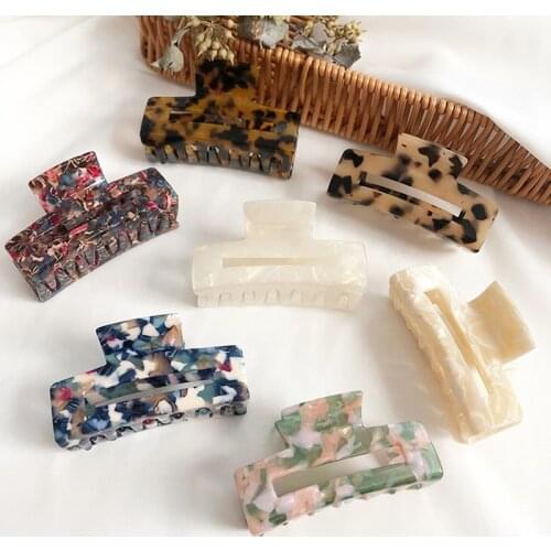 Womens Acetate Hair Claw Crab Simple Hollow Geometric Printing Hairpin Hair Catch Large Grasping Clip Girls Hair Accessories