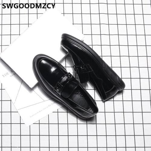 Casual Leather Shoes Men Fashion Coiffeur Designer Shoes Men High Quality Formal Dress Loafers Men Shoes Luxury Brand Ayakkabi