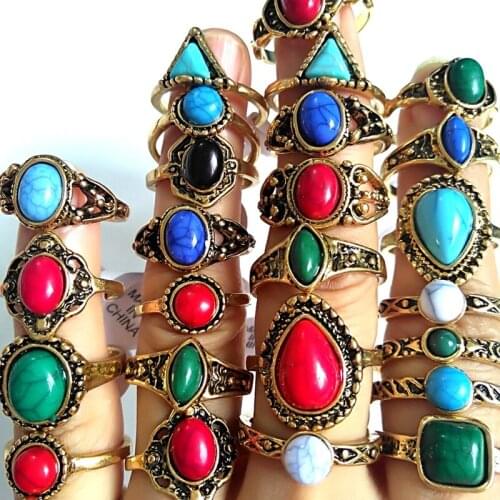 50pcs Retro Mix Turquoise Rings Colorful Vintage Stone Gold Alloy Rings Wholesale Womens Beautiful Charm Jewelry