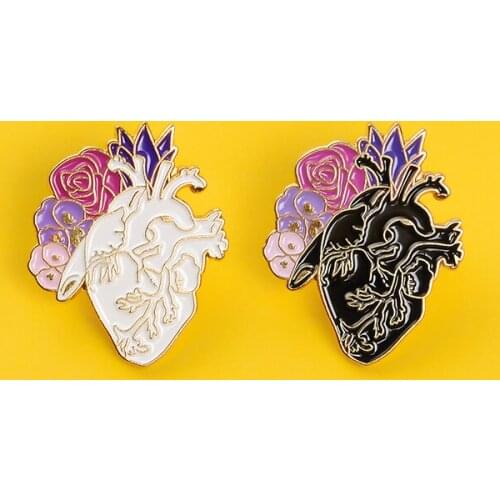 Exquisite fresh heart blood vessel delicate stripes flowers black and white love couple badge gift plant organ lapel pin jewelry