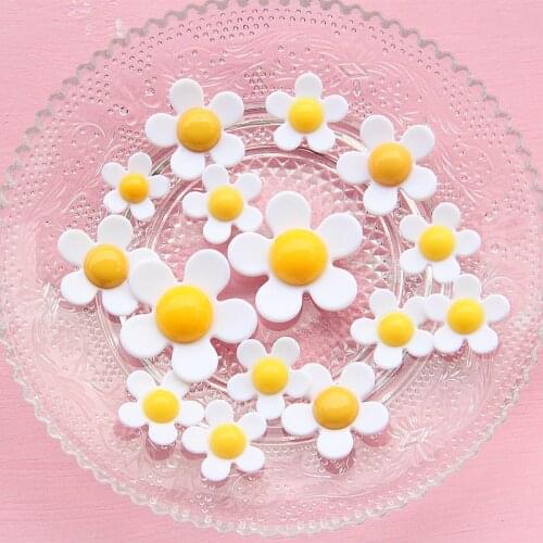 10Pcs Korean Little Daisy Flatback Resin Cabochon Kawaii Scrapbooking Crafts for Hair Bows Center Accessories DIY Phone Decor