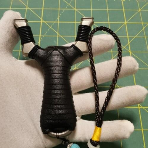 2020 New Wire Cutting Size 304 Stainless Steel Fast Pressing Slingshot Outdoor Catapult Hunting Slingshot Kids Toys Games