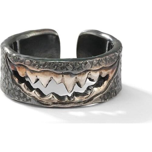 Retro Exaggerated Devil Teeth Lip Ring Personality Mens Open Index Finger Ring Punk Gothic Hip Hop Jewelry Cocktail Ring