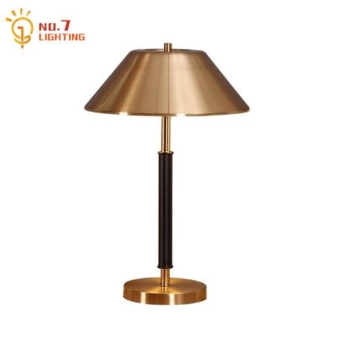 American Luxury Modern Simple Table Lamp Gold Lustre Retro Desk Lights Living Room Bedroom Bedside Study Reading Salon Office
