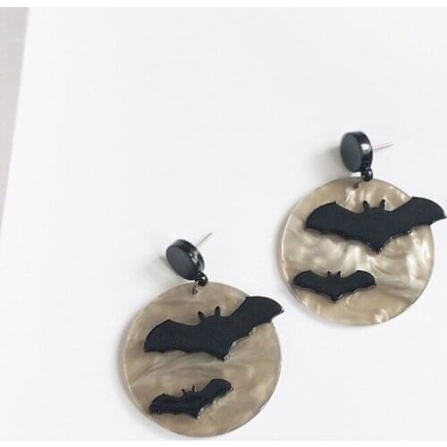 Fashio Harajuku Style 3D Bat Acrylic Drop Earrings Big Size Black Animal Dangle Earrings for Women Girl Punk Night Club Jewelry
